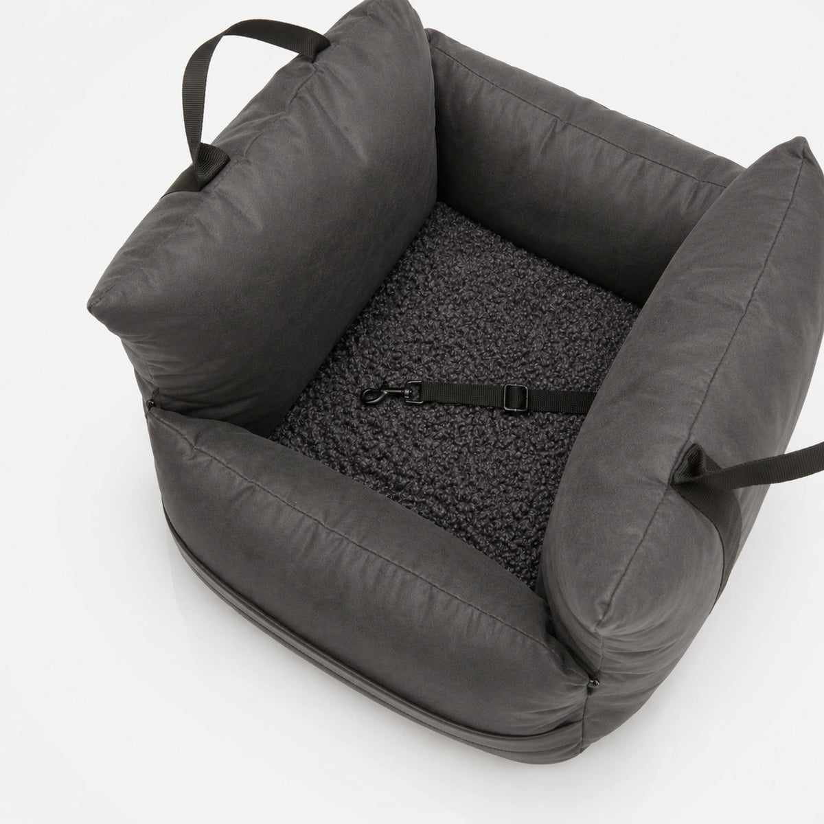 Kingston Hundebett in stilvollem Wohnzimmer